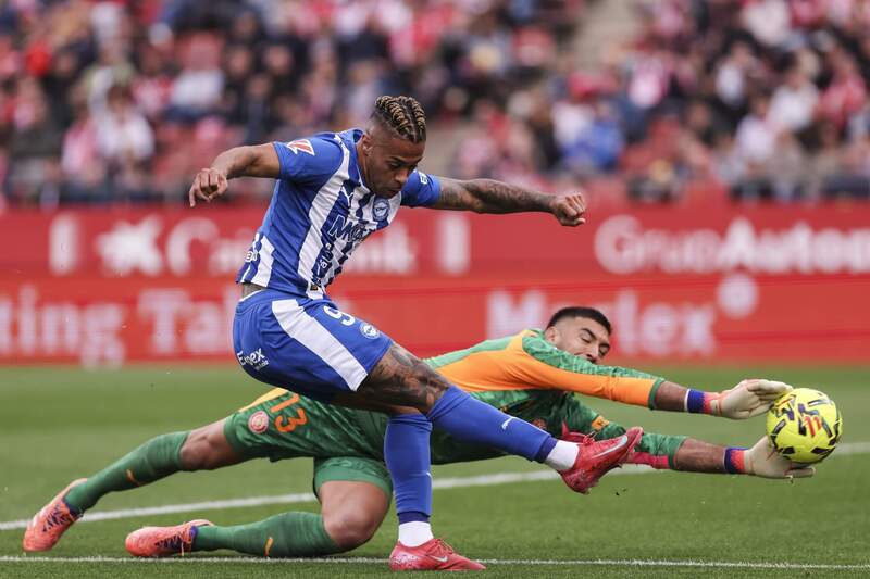 Racing Santander vs Alaves - Ngựa ô bùng nổ