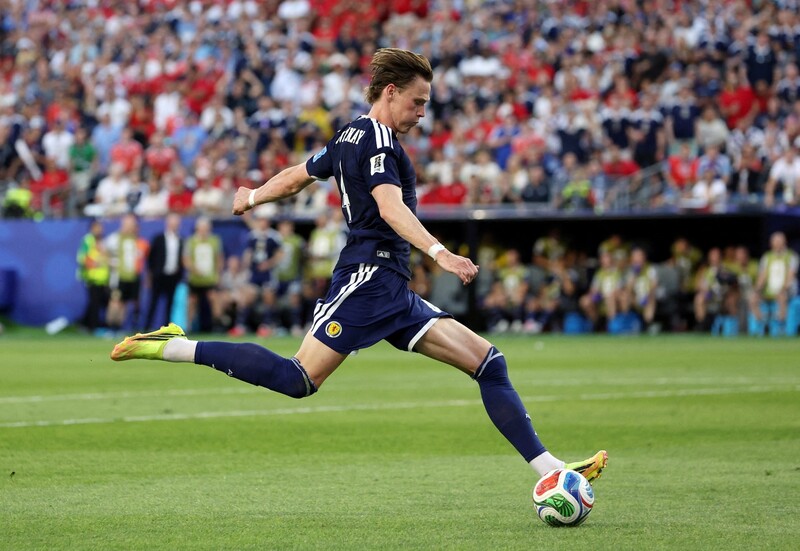 Slovenia vs Scotland - Chấp nhận chia điểm